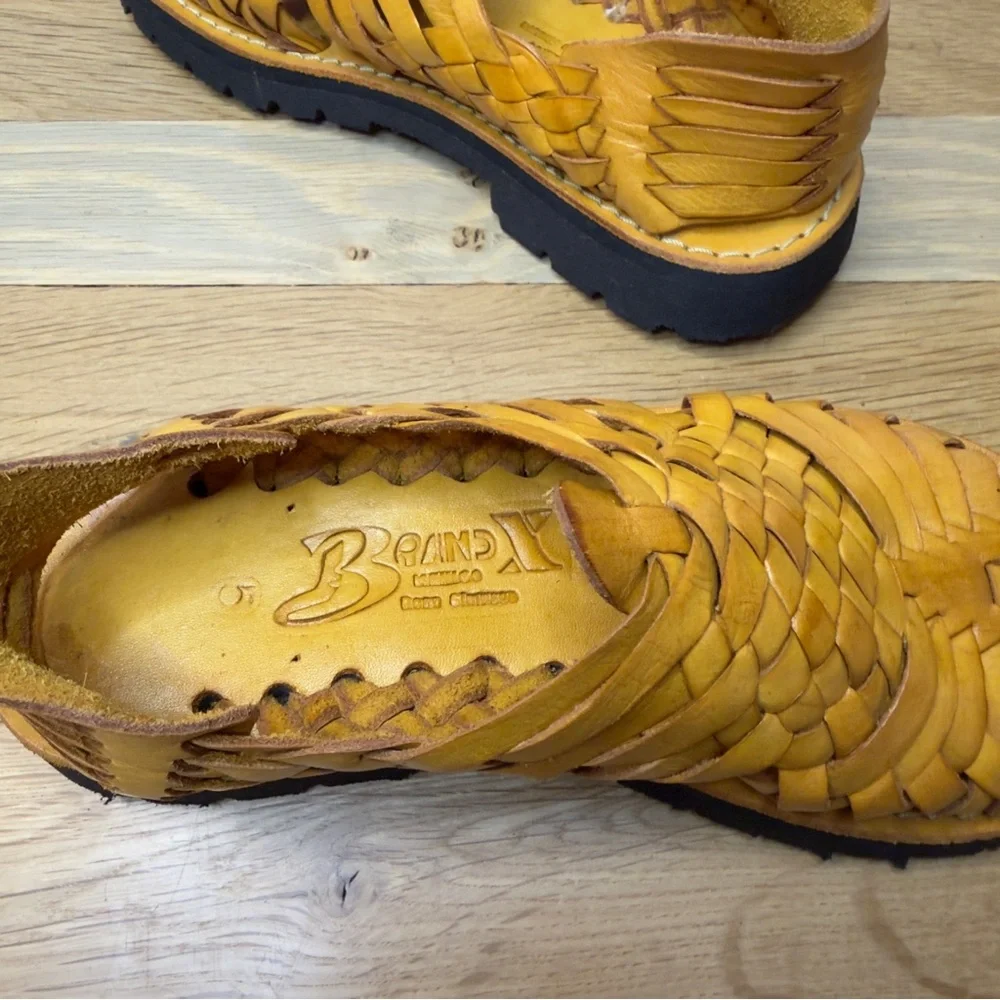 Brand X Huarache Tan Leather Sandals Size 5 NWOT - Picture 5 of 7